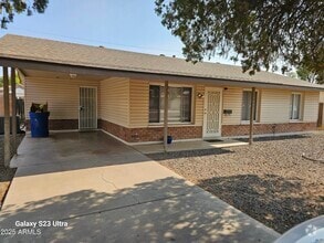 Building Photo - 1407 E Del Rio Dr