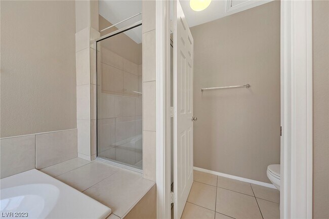 Building Photo - 151 Kachina Dr
