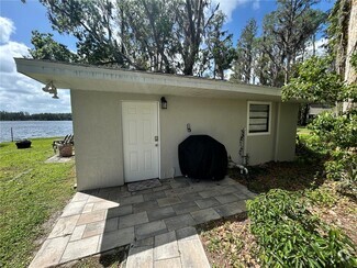 Building Photo - 318 Deer Cove Ln
