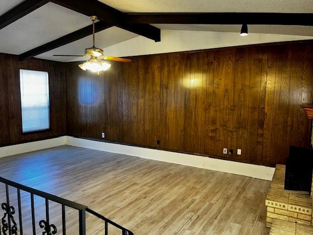 Foto del edificio - 1006 Alicia Ln