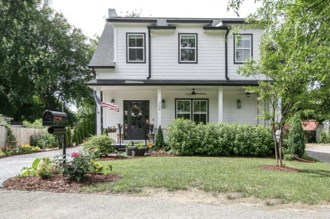 Foto principal - 704 West End Cir