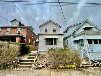 Building Photo - 1917 4th Ave