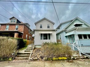 Building Photo - 1917 4th Ave