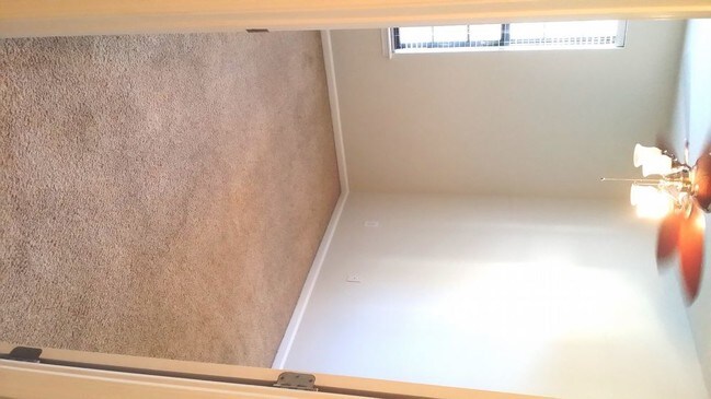 Foto del edificio - 115 Tidecrest Pky