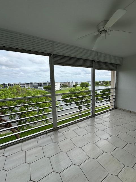 Building Photo - 4024 Newcastle B