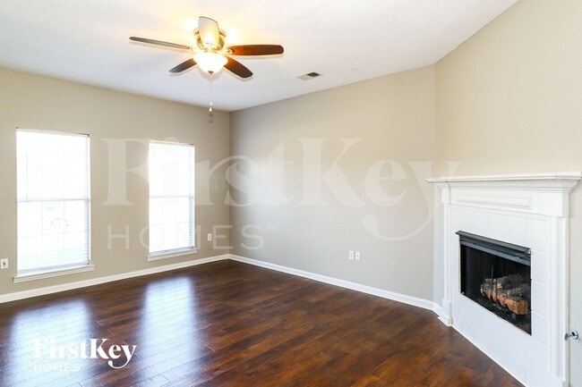 Foto del edificio - 9987 Woodland Birch Dr