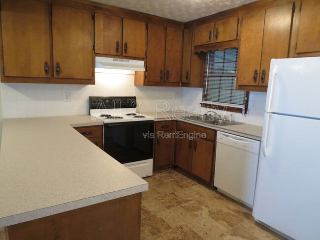 Foto del edificio - 310 S Jeff Davis Dr