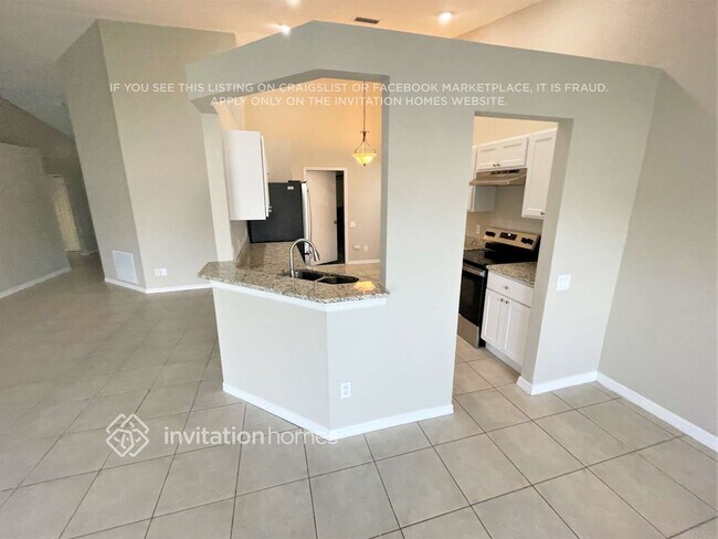 Foto del edificio - 18126 Leafwood Cir