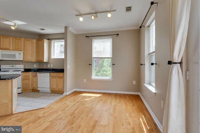 Foto del edificio - 2765 Centerboro Dr