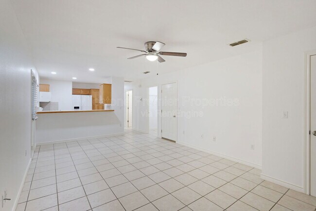 Foto del edificio - 1021 Rice St