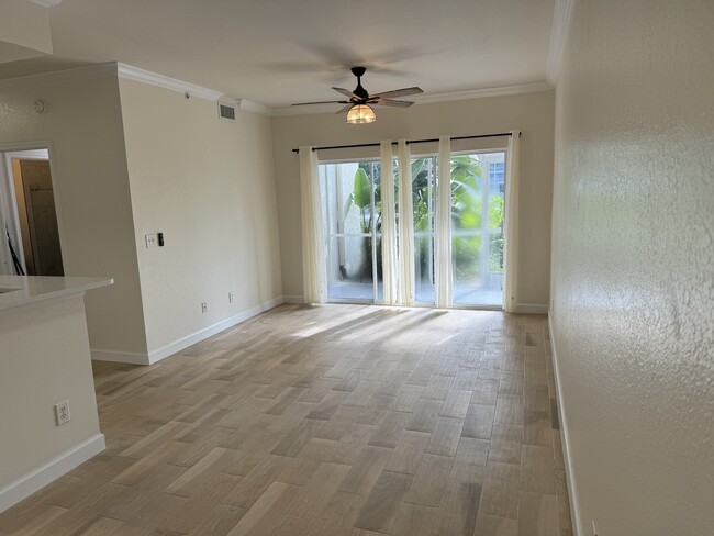 Living Area - 4610 Saint Croix Ln