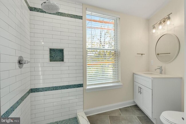 Building Photo - 511 Gorgas Ln