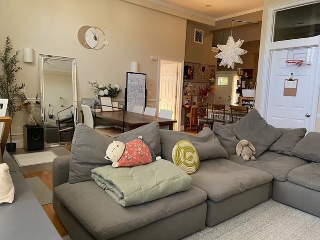 Building Photo - 349 Fulton St