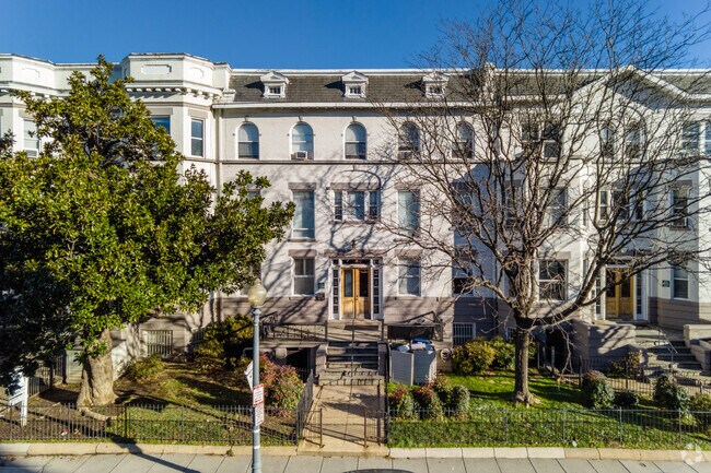 Building Photo - 1519-1527 Park Rd NW