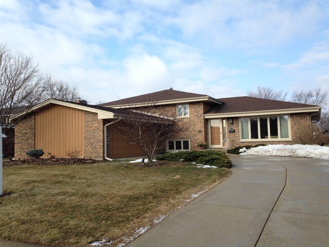 Foto principal - 568 N Plamondon Dr