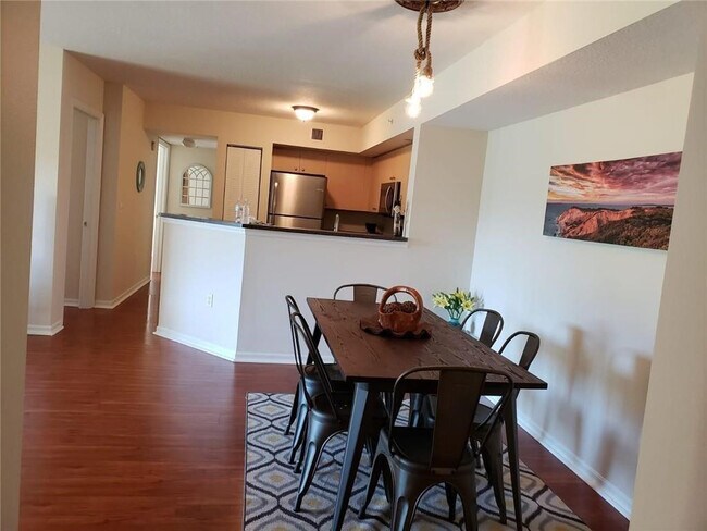 Foto del edificio - 4101 San Marino Blvd