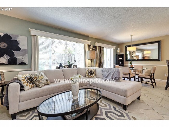 Foto del edificio - Gorgeous Home in Kaiser Woods