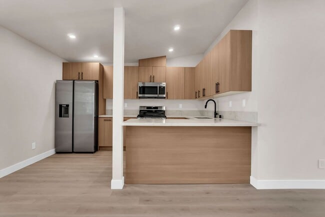Foto del edificio - Newly remodeled 2 bed 1 bath with washer &...
