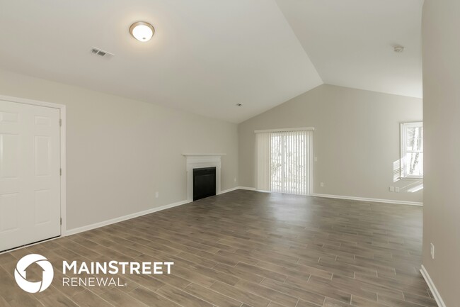 Foto del edificio - 727 Mattingwood Dr