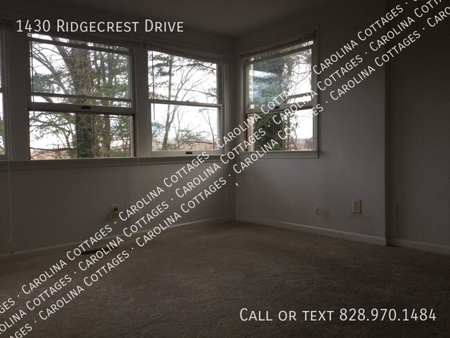 Building Photo - 1430 Ridgecrest Dr