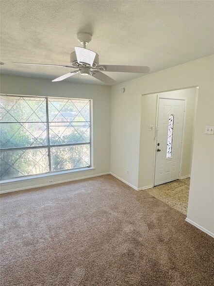 Building Photo - 1518 Carroll Dr