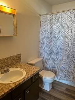 Foto del edificio - 2145 Kenyon St