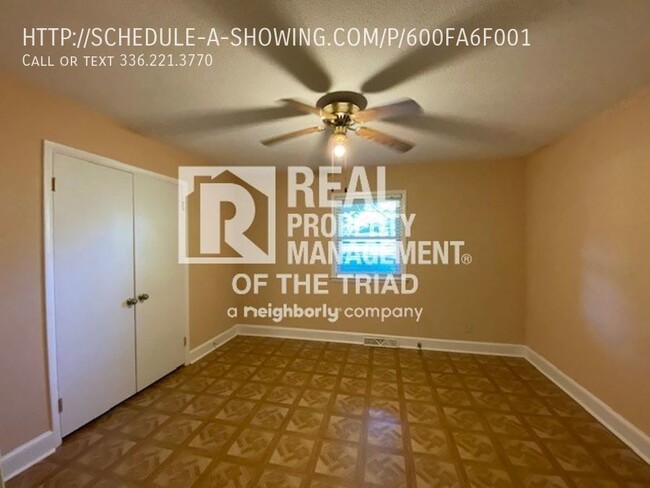 Foto del edificio - 3BR/1.5BA Brick Ranch in Winston-Salem!