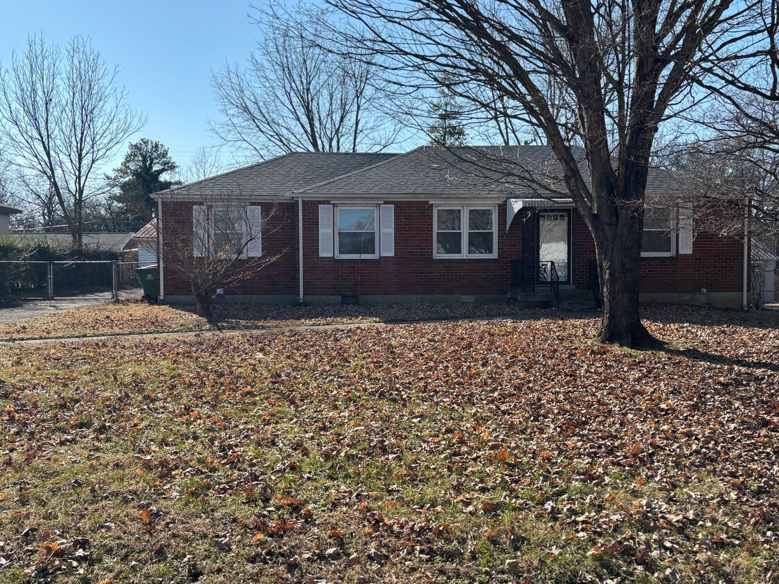 Primary Photo - Beautiful Donelson Home!