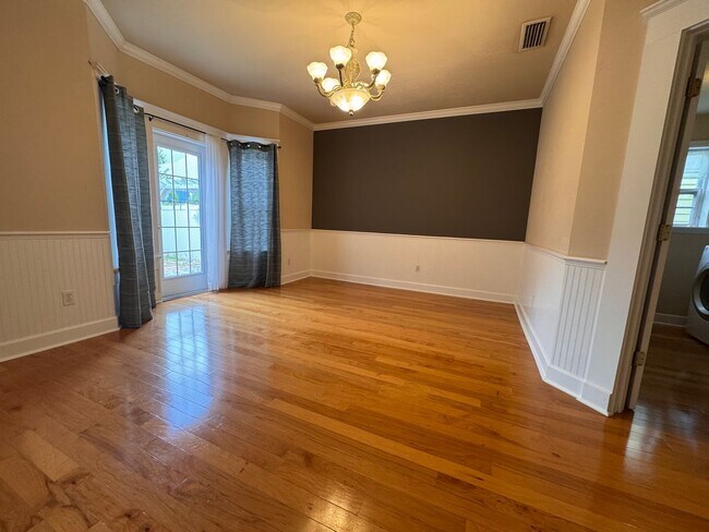 Foto del edificio - 5020 NW 10th Pl