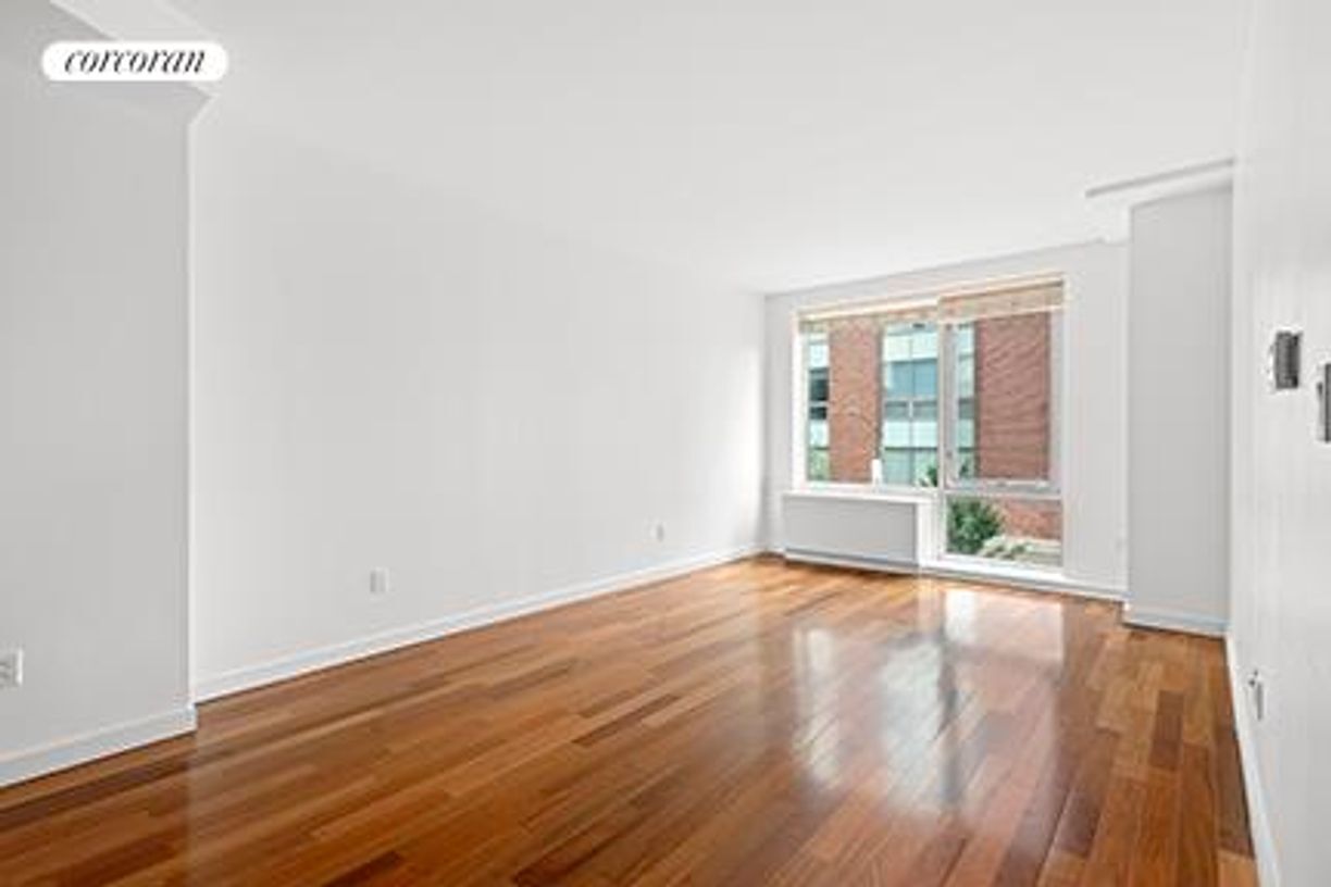 Foto principal - 2-40-40 51st Ave