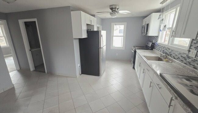 Foto del edificio - 2215 Welworth Ave