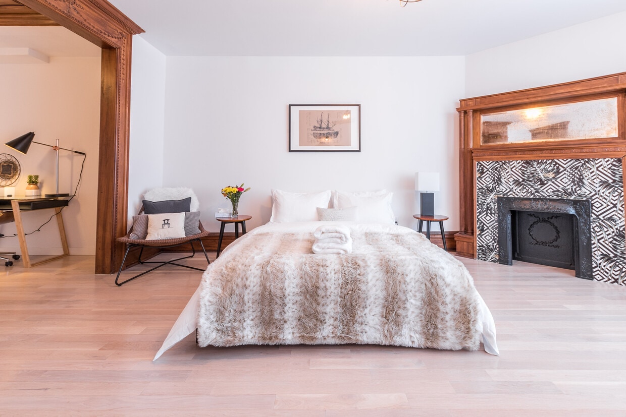 Foto principal - 859 Saint Marks Ave