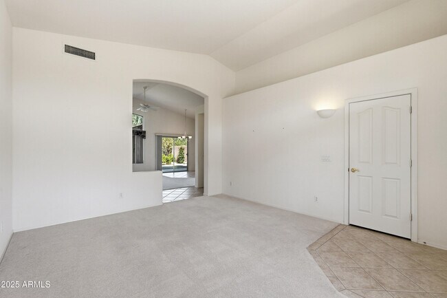 Foto del edificio - 4626 E Thorn Tree Dr