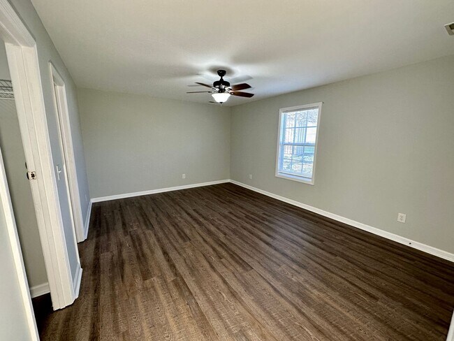 Foto del edificio - 1358 Carter Grove Duplex