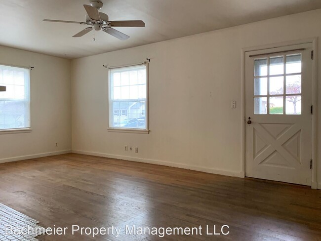 Building Photo - 2 br, 1 bath House - 626 NW 9th St