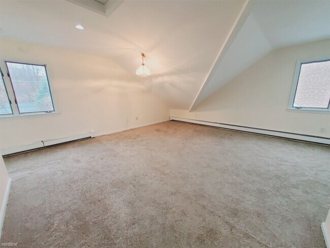 Foto del edificio - 1 br, 1 bath Condo - 193 Hope St Apt C