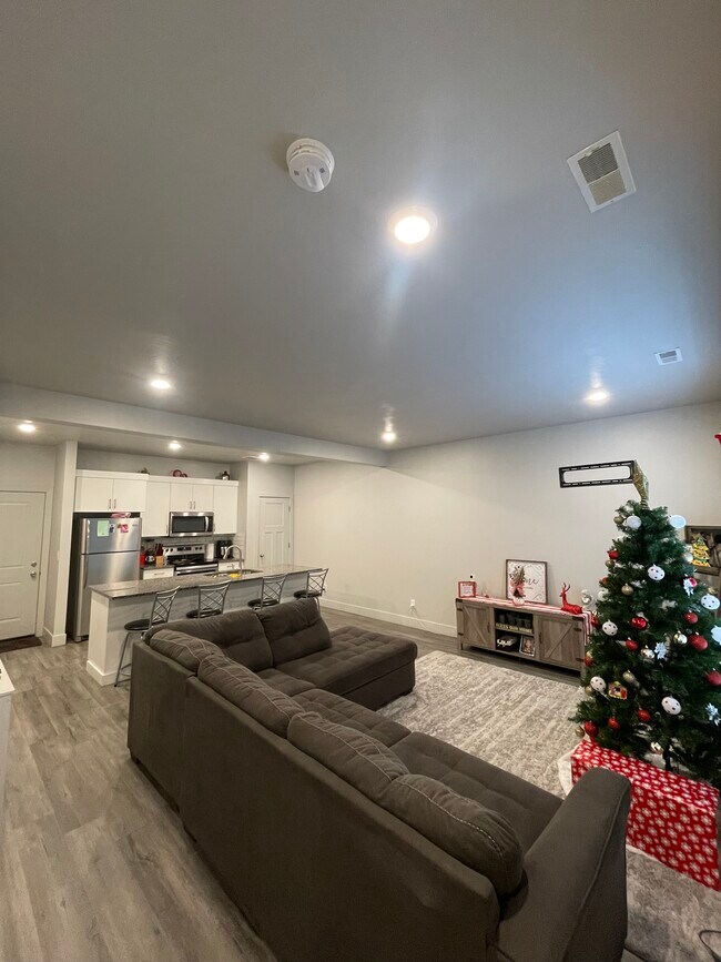 Foto del edificio - 173 S Heath Ln