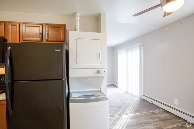 Laundry Unit - Union Grove Apartments