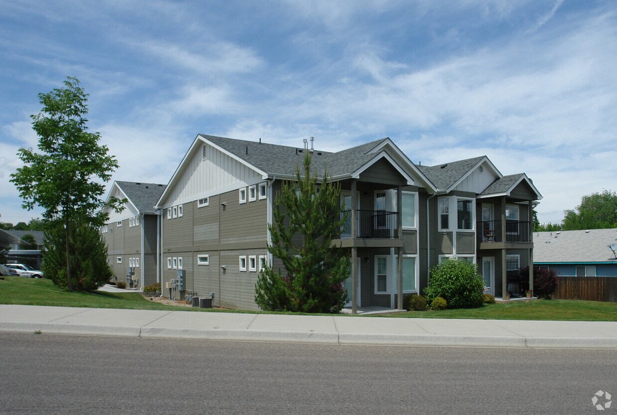 Primary Photo - 2515 S Owyhee St