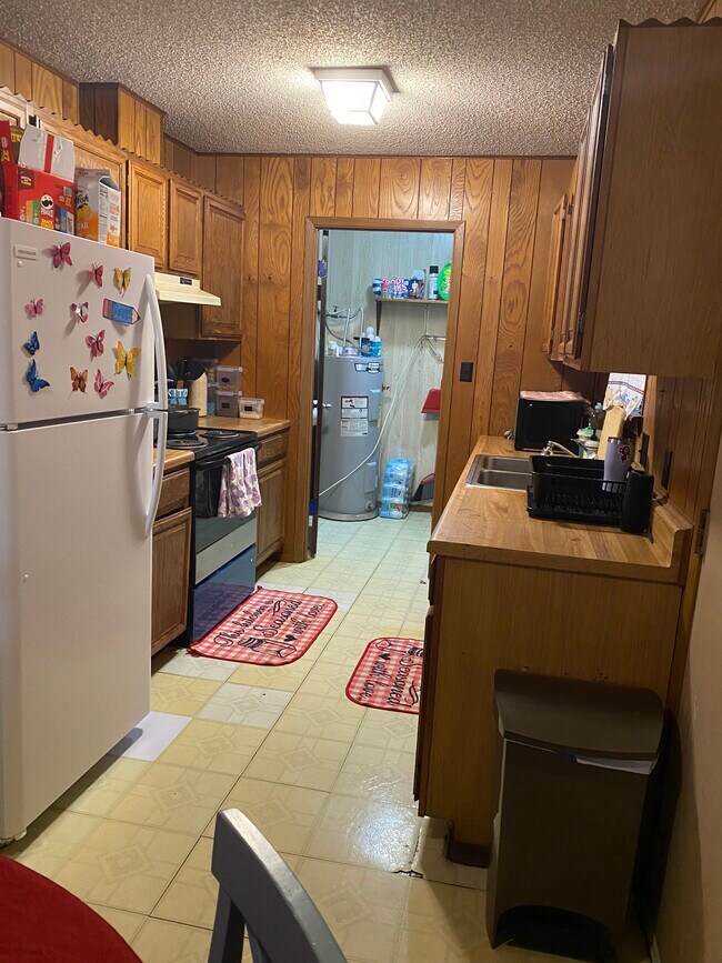 Foto del edificio - 218 Redbud Ln