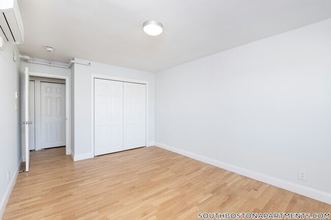 Foto del edificio - 1410 Columbia Rd