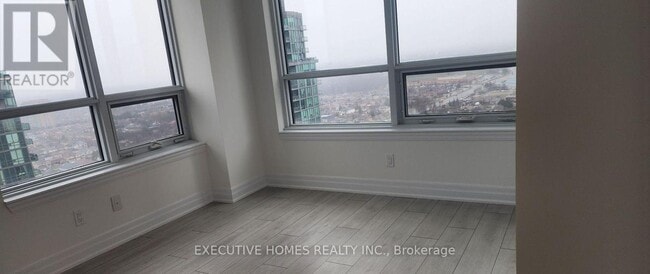 Building Photo - 30 Elm Dr W