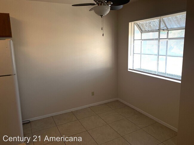 Building Photo - 4610 Tracylynn Ln