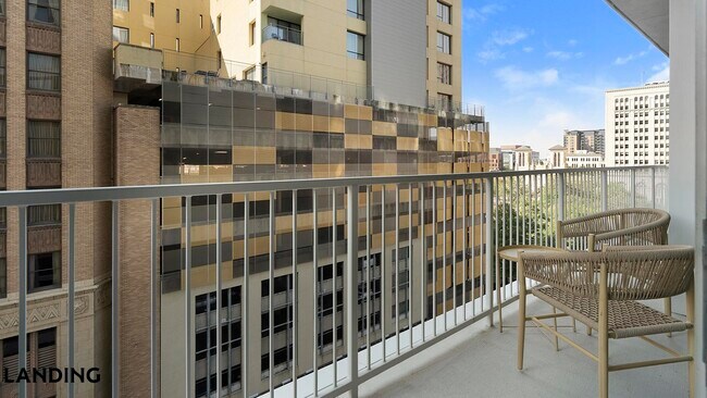 Foto del edificio - 143 E Commerce St