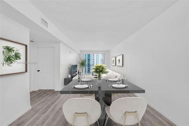 Building Photo - 7350 SW 89th St