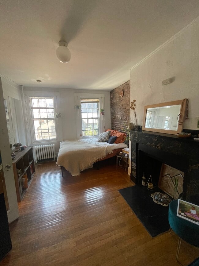 Building Photo - 56 S Russell St