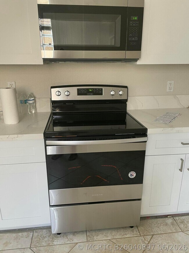 Foto del edificio - 4310 Vineyard Cir