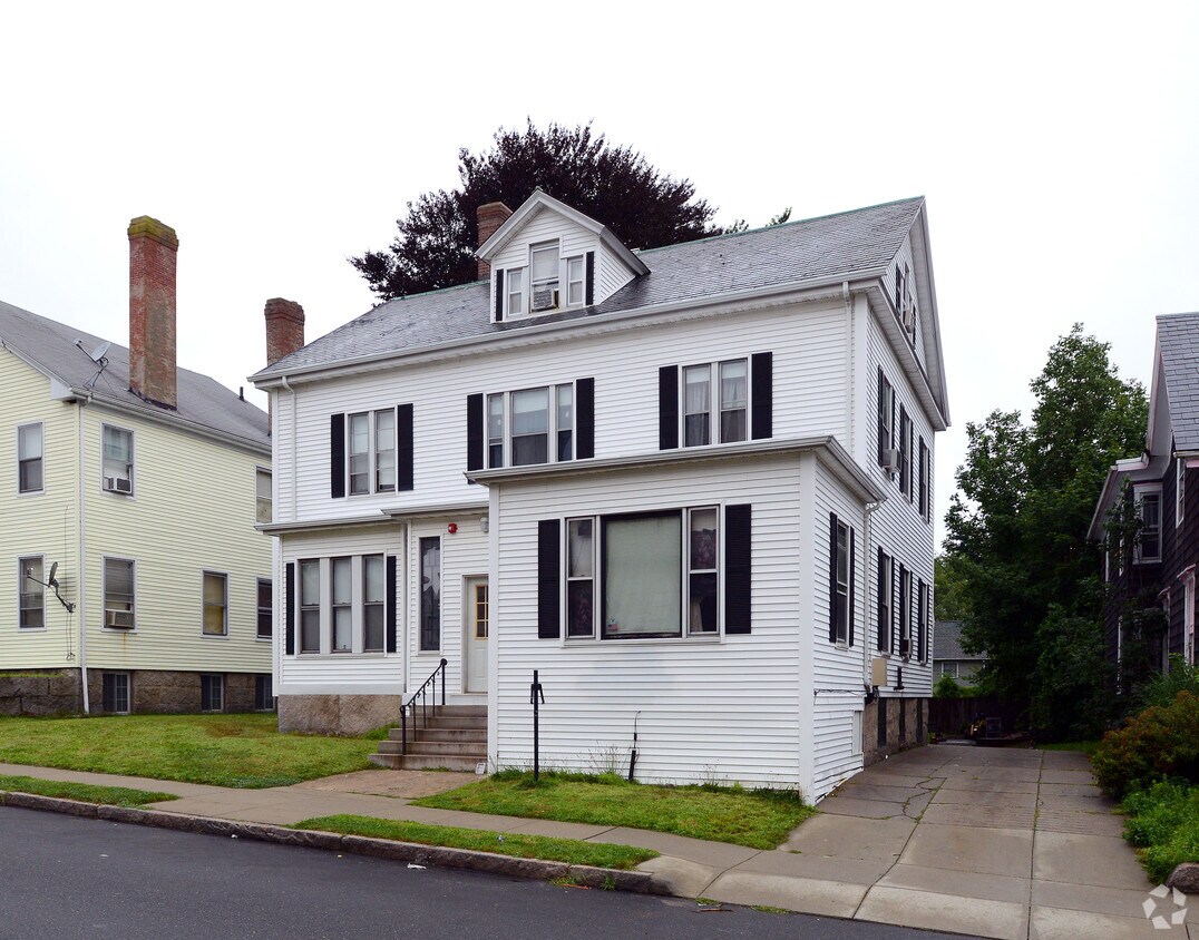 115 Hillman St, New Bedford, MA 02740 Apartments in New Bedford, MA