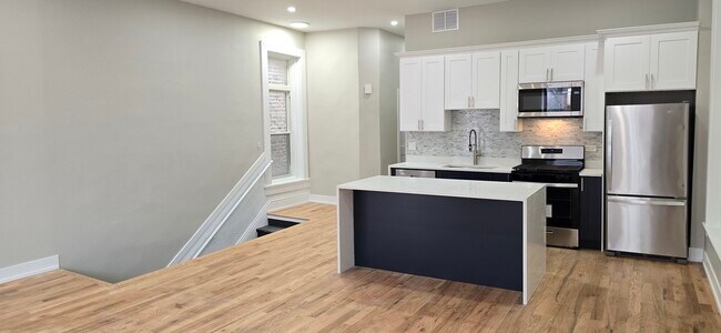 Foto del edificio - 1506 W Jackson Blvd