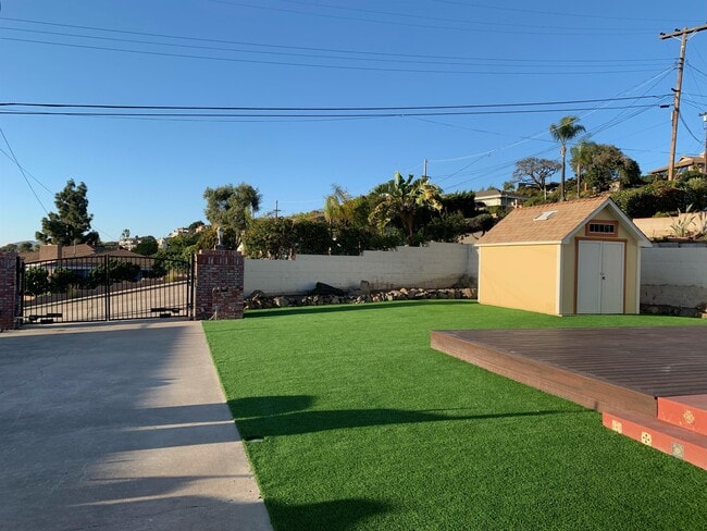 Building Photo - 8045 Cinnabar Dr